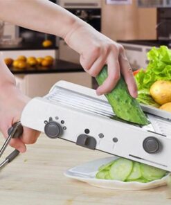 Alternative view of Multi-Functional food cutter