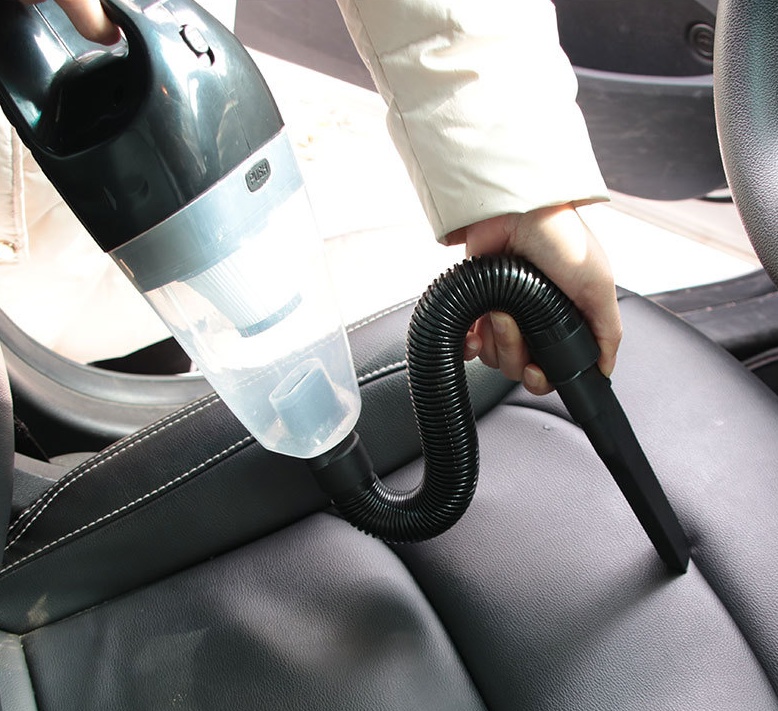 Portable Car Vacuum Cleaner - Image 3