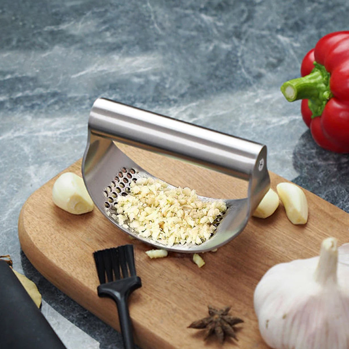 WORTHBUY Manual Stainless Steel Garlic Press